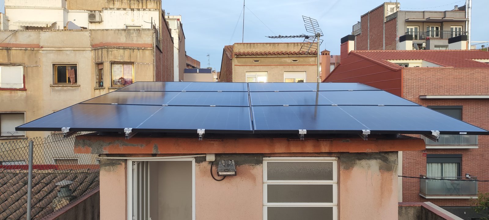 Cornellà de Llobregat - Instal·lació fotovoltaica