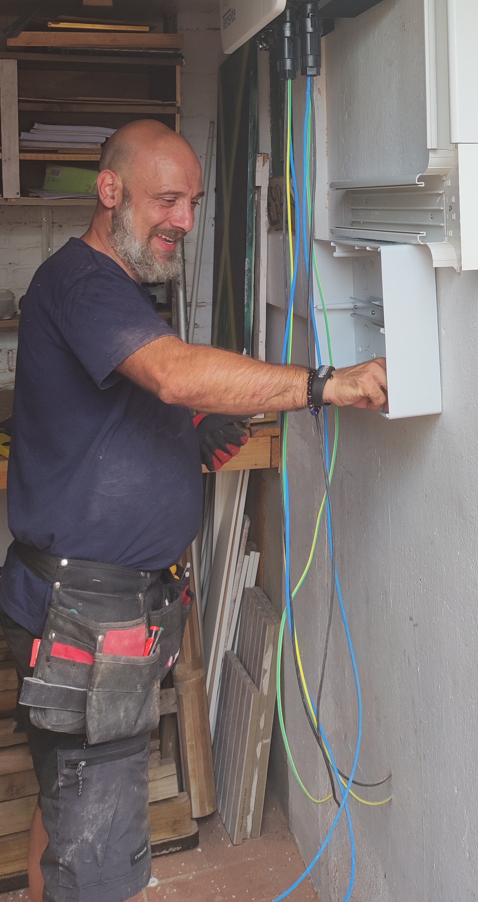 Montaje eléctrico en instalación